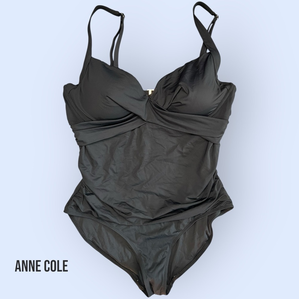 Anne Cole Black Twist-Front One-Piece Swimsuit – Size 16 – NWT